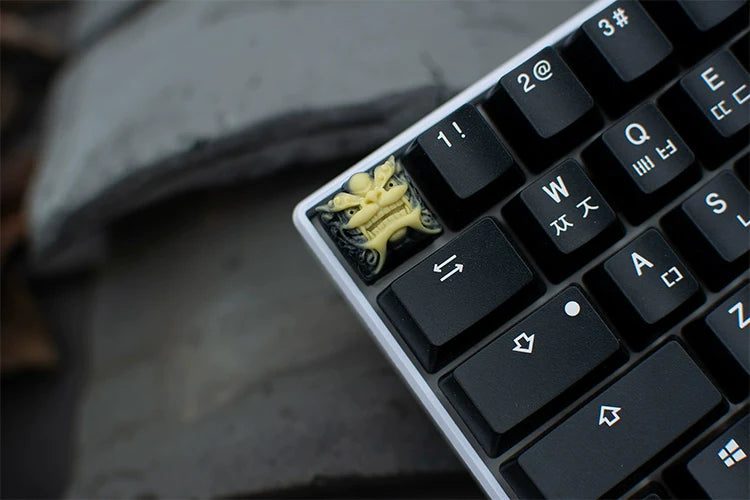 1pc handmade resin key cap for MX switch mechanical keyboard Owl multi-color personalized resin keycaps color can be customized