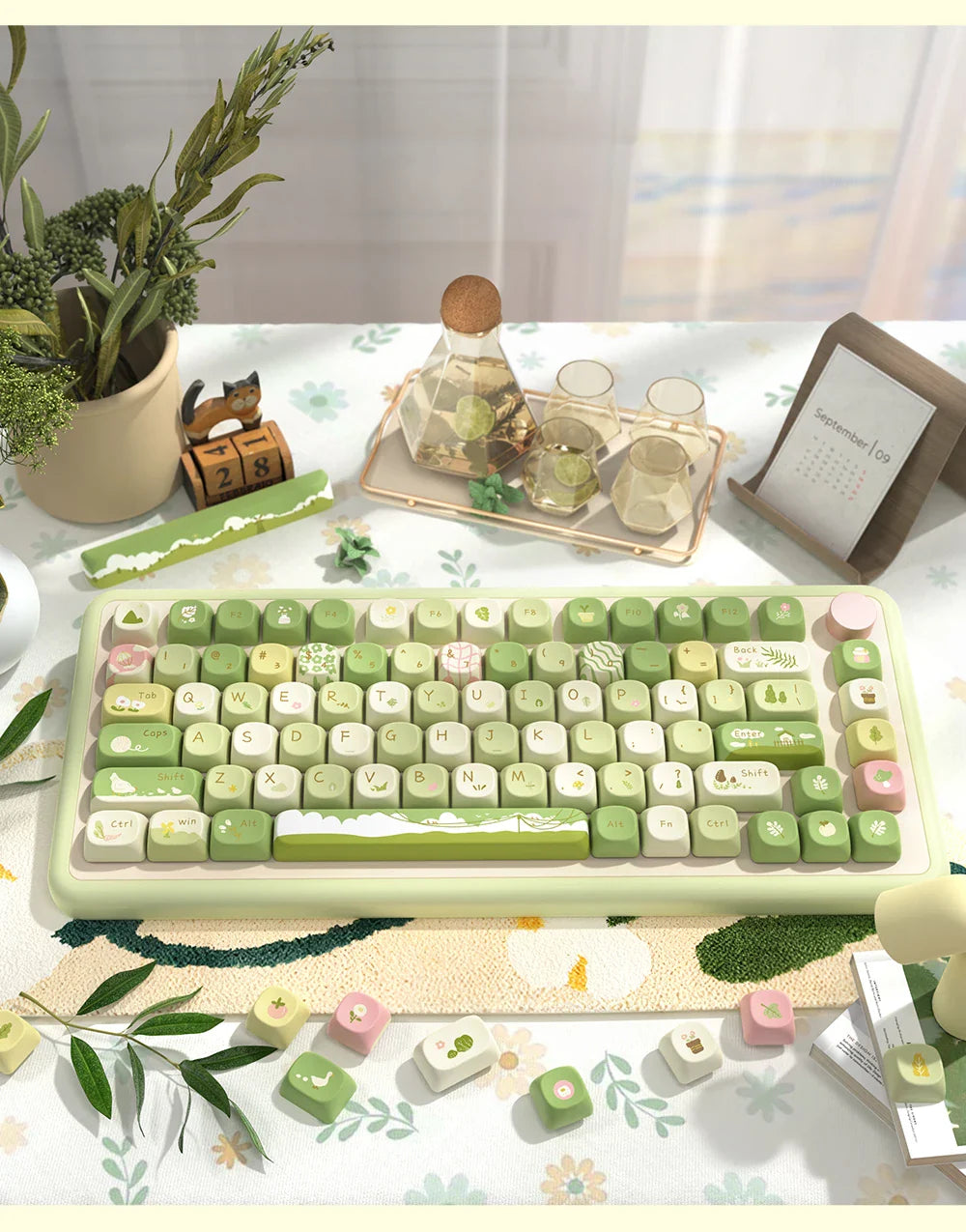 Jungle Theme Keycaps MCA Profile Personalized Cartoon Keycap For Mechanical Keyboard with 7U and ISO key cap