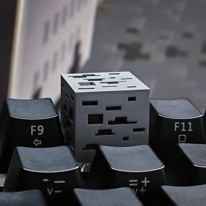 Keycap three-dimensional creative keycap mechanical keyboard transparent keycap esc ore keycap
