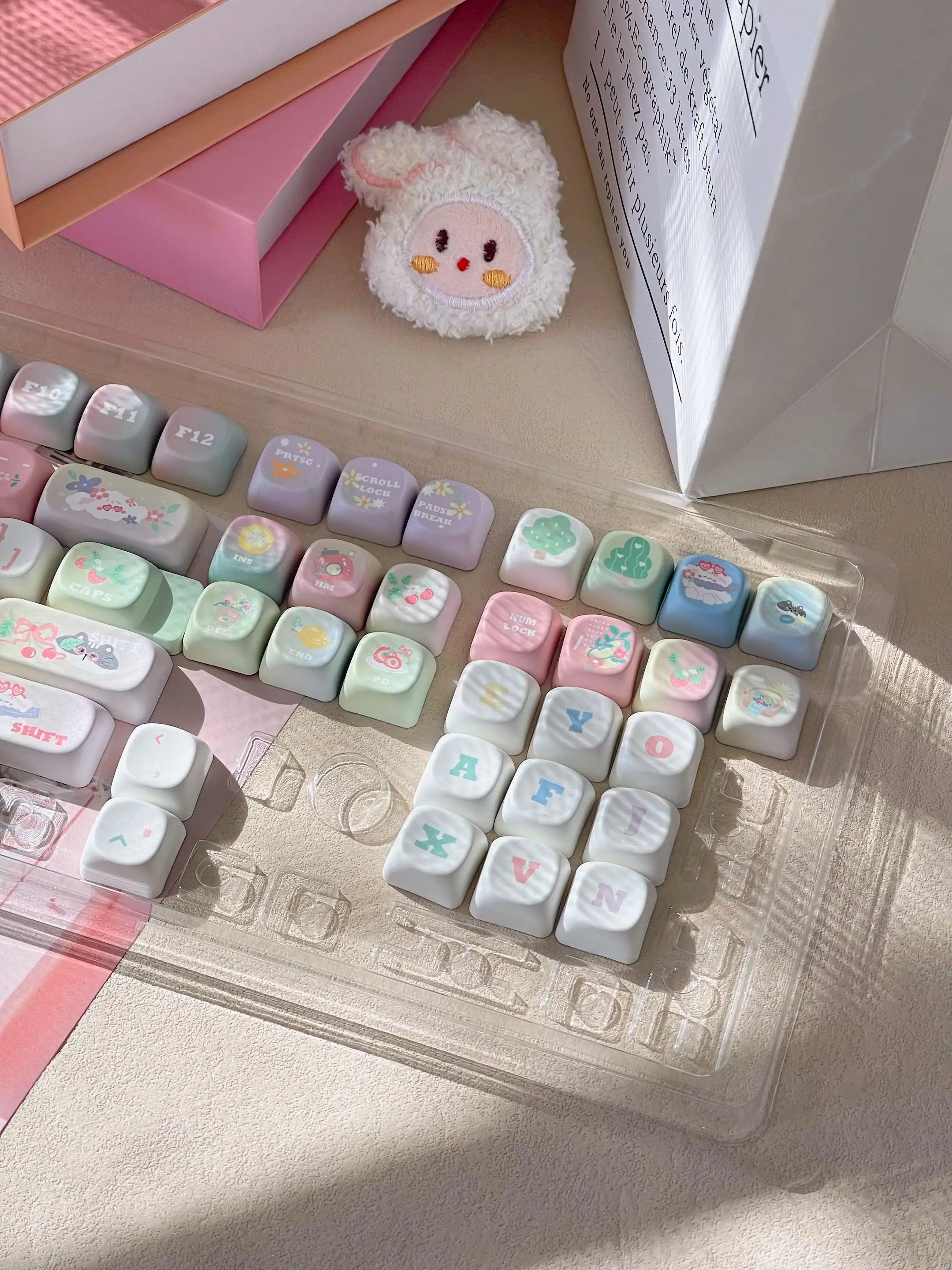 New 131 Key Cute Hand Drawn Theme Keycaps Xoa Profile Pbt Material Thermal Sublimation  Mechanical Gaming Keyboard Key Caps Gift