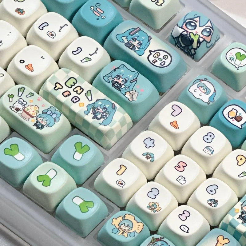 New Miku Anime Keycaps 131Keys Customized Pbt Material Keycaps Cute Cartoon Pattern Computer Game Mechanical Keyboard Keycaps