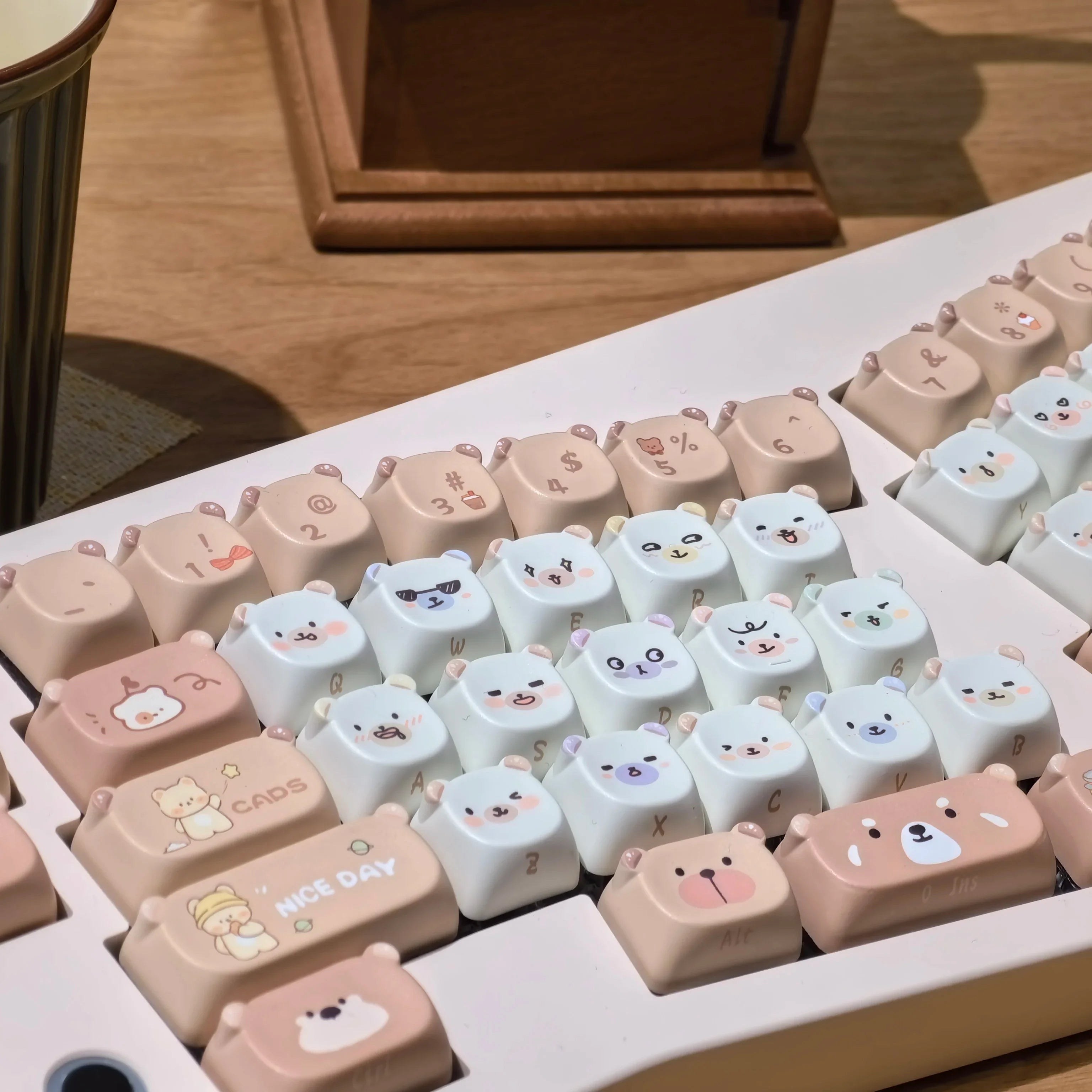Cute Kawaii Bear Keycap EAO Pink Purple Expression Pbt For Diy Mechanical Keyboard Side Engraved Iso/Ansi Layout Cute Cat Keycap