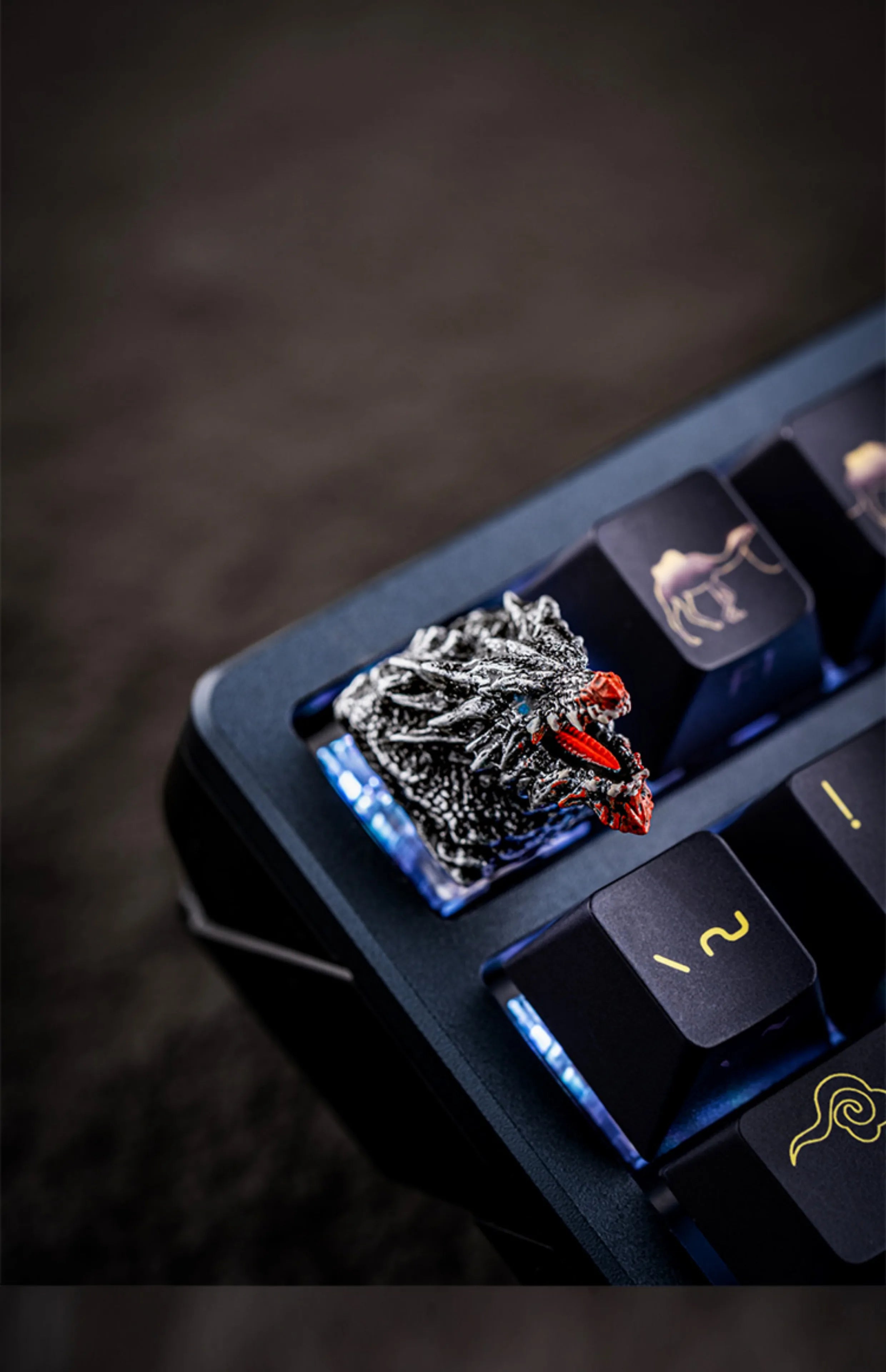 MonsterHunter Dragon Point Keycaps Anime Artisan Keyboard Cap Zinogre 3D Custom Gaming Decoration KeyCap for Mechanical Keyboard