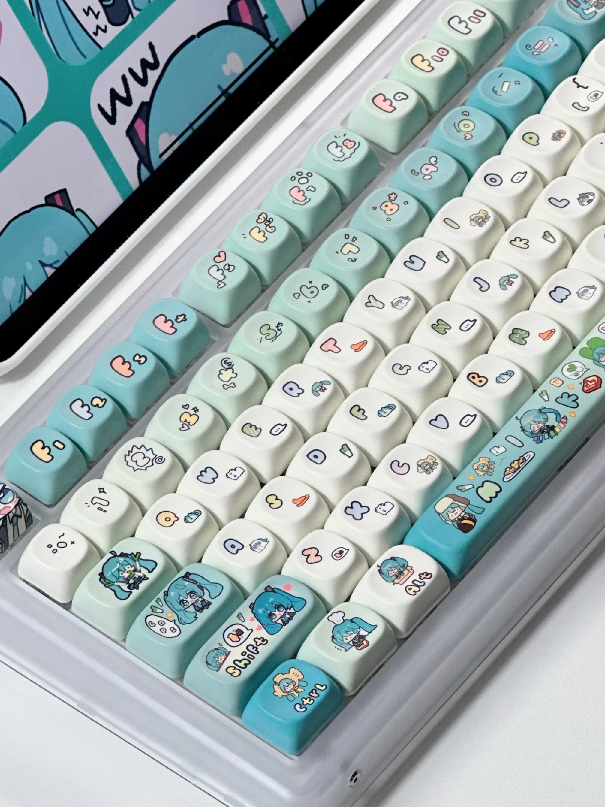Miku Anime Theme Keycaps 131 Key Customized Pbt Material Keycaps Cute Cartoon Pattern Computer Game Mechanical Keyboard Keycaps