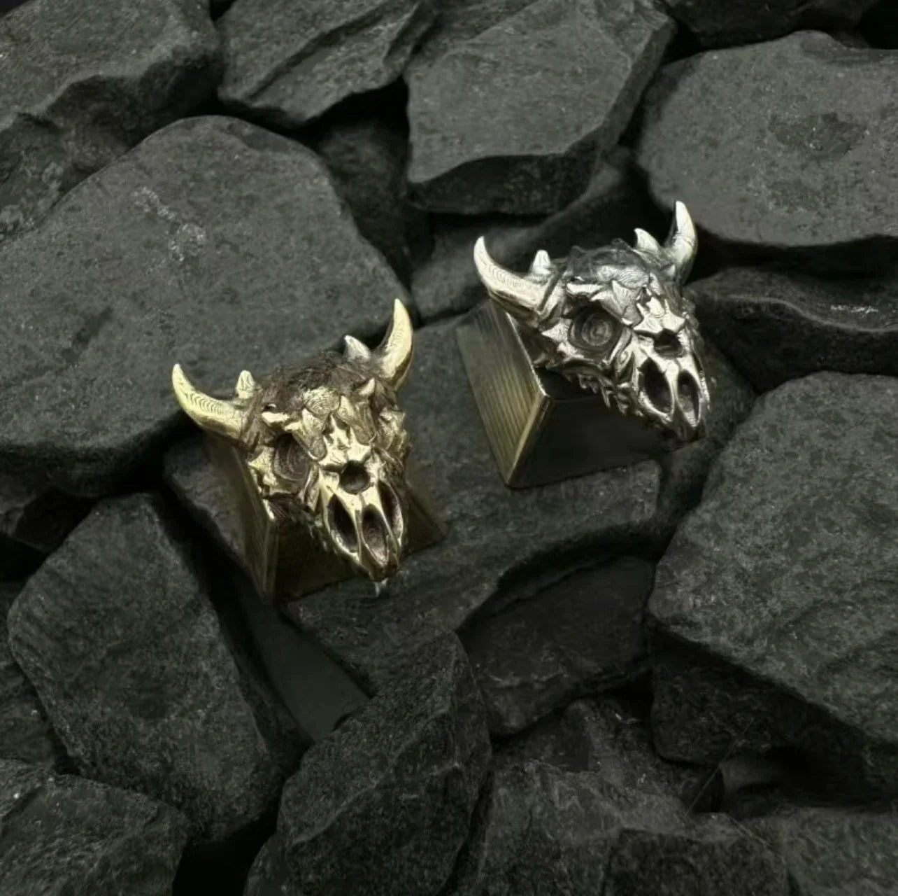 Black Myth: Wukong Keycaps Retro Skull Design Mechanical Keyboard Keycaps Customized Pure Copper Letter Card Slot Metal Keycaps